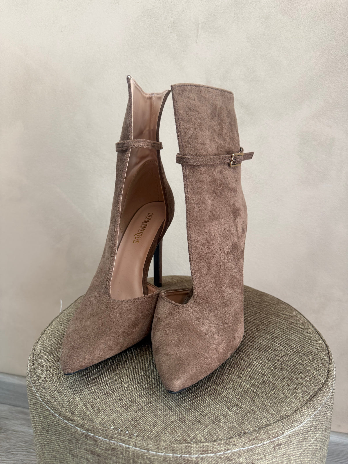 Tacco Taupe Élégance